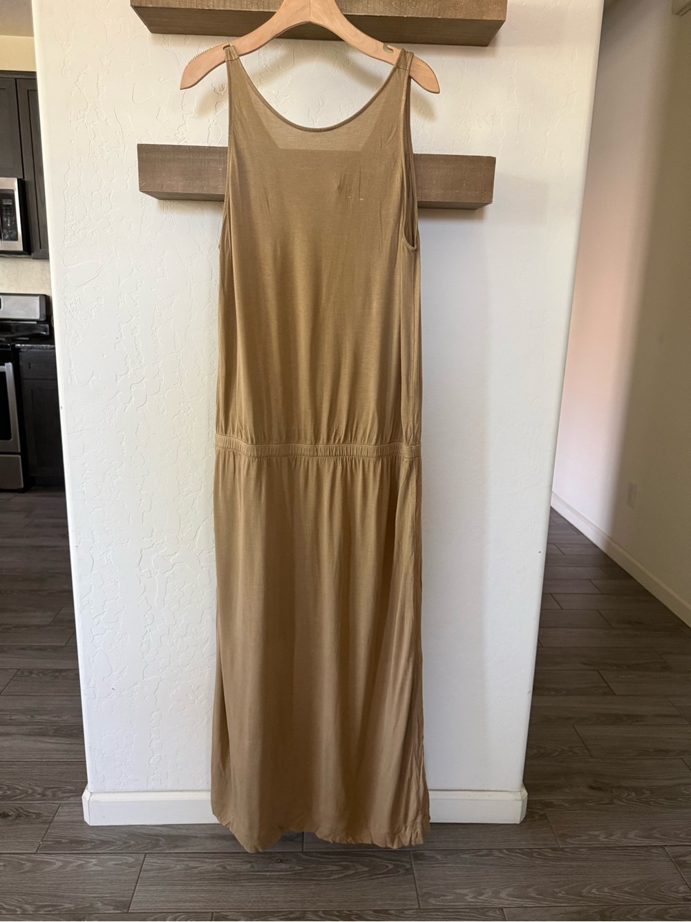 Everlane|The Ryan maxi tank dress in Camel Tan sleeveless Drapey style•••LARGE - Picture 5 of 14